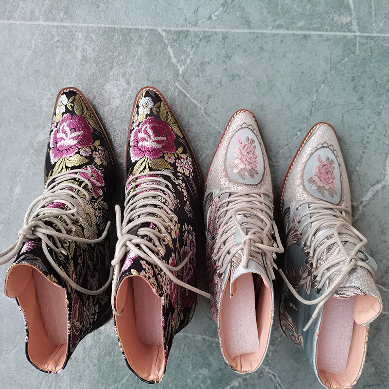 Stivaletti da donna plus size 22-28cm scarpe da donna spedizione gratuita stivali ricamati botines mujer botte femme bottine Flower