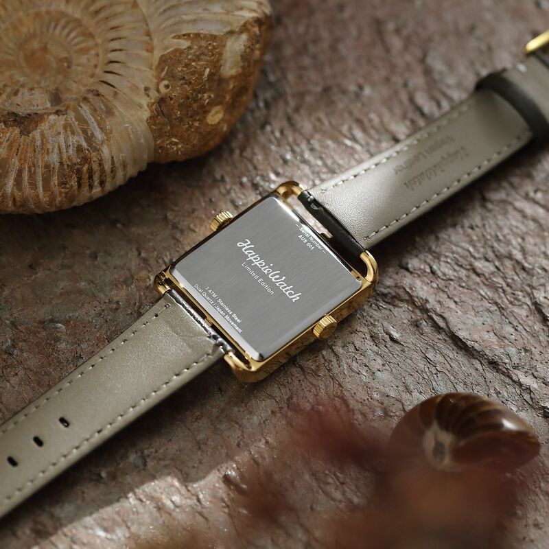 HappieWatch podwójny japoński zegarek kwarcowy 3D wytłoczony Dial szafirowy kryształowy zegarek z dwoma paskami (prezent: pasek silikonowy)