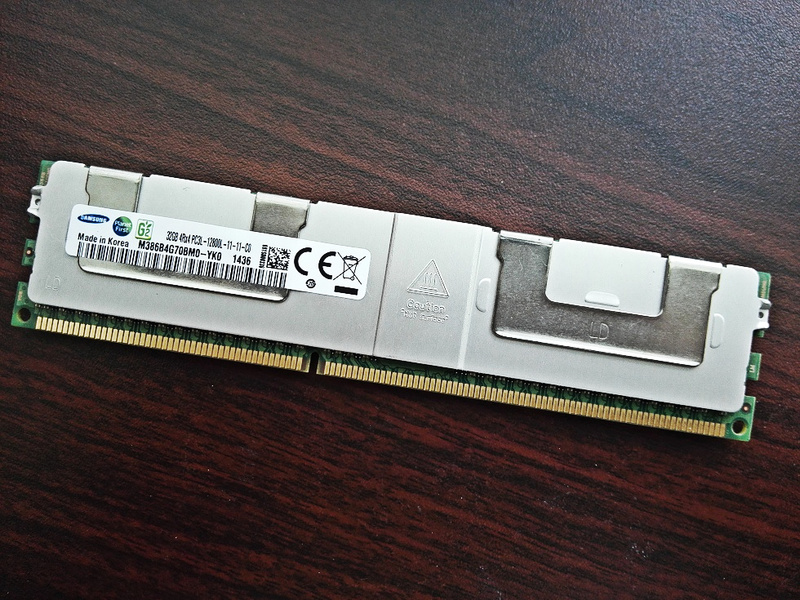 RAM X3850X6 X3950X6 X3690X5 Server 32G DDR3 1600 ECC REG Memory Stick