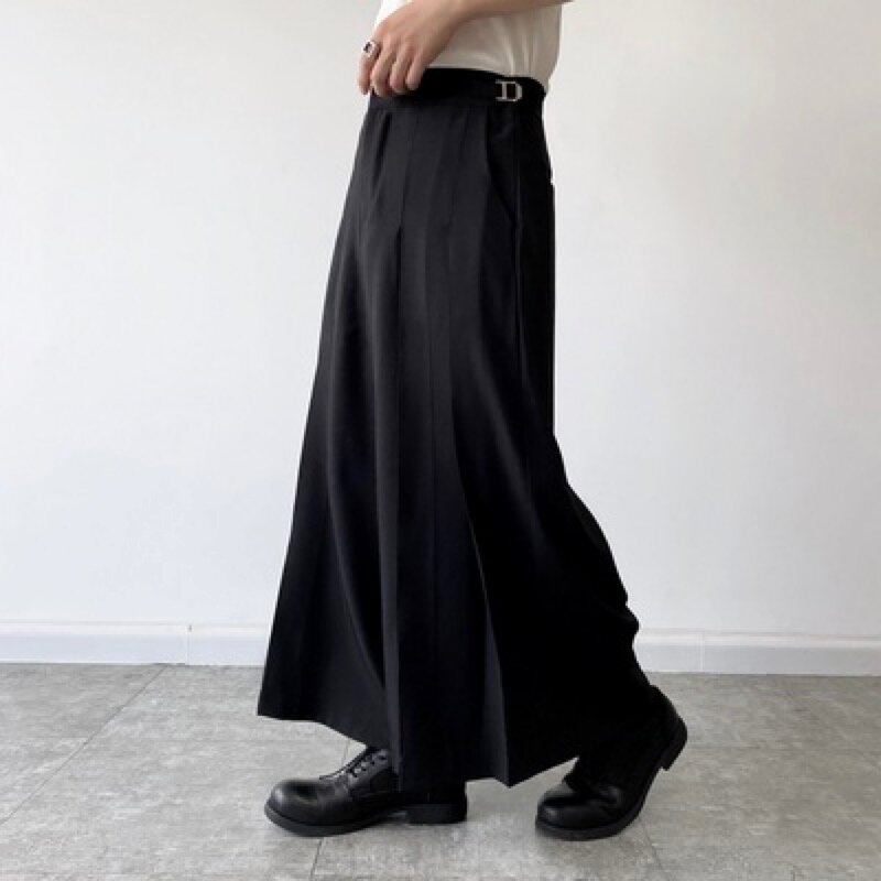 Man Streetwear Trousers Gothic Style Loose Ankle Length Men Wide Pants Dress Japan Luxury Pleated Yuppie Culottes Bottoms Black