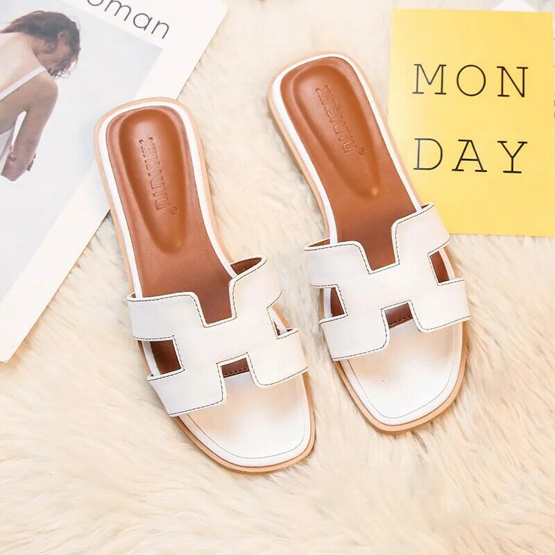 2022 Women's Slippers High Quality Outdoor Fashion Flat Casual Sandals Classic Designer Leather Beach Slippers Women's Plus Size