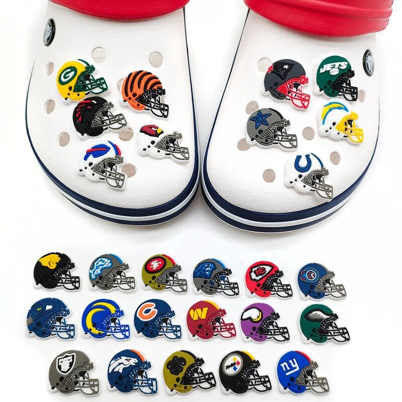 Football Rugby Pattern Sport Shoe Croc Charms per zoccoli sandali decorazione casco accessori per scarpe Charms Jibz ragazzi adolescenti regali