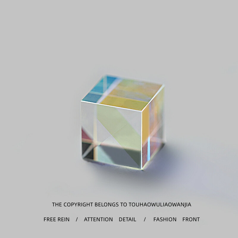 Vervelen En Stuur Haar Een Geschenk Van Het Licht! Light Cube Crystal Rubik 'S Cube Mini Ornament