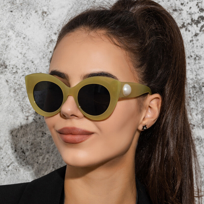 Lonsy Nieuwe Retro Sexy Cat Eye Zonnebril Vrouwen Luxe Mode Parel Dames Vintage Merk Designer Vrouwelijke Zonnebril Oculos Gafas