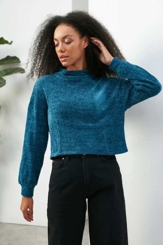 Trendyol – chemisier tricoté à col montant
