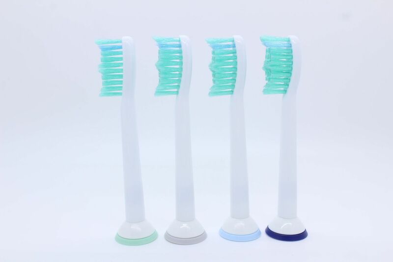 4 PCS Professional ไฟฟ้าหัวแปรงสีฟัน Soft Dupont ขนแปรงฟันหัวแปรงสำหรับ Philips Sonicare Oral Care ยาสีฟันสูตรเกลือผสมฟลูออไร...