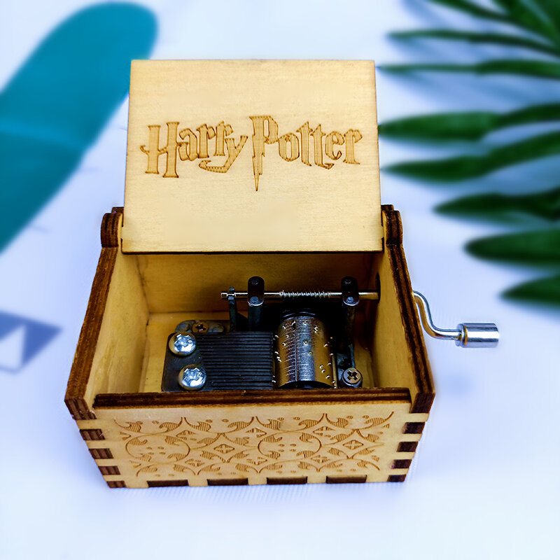 هاري بوتر الإبداعية صندوق تشغيل الموسيقى لطيف خشبية صندوق تشغيل الموسيقى اليد مكرنك صندوق تشغيل الموسيقى هدية عيد ميلاد للأطفال صديق الموضة