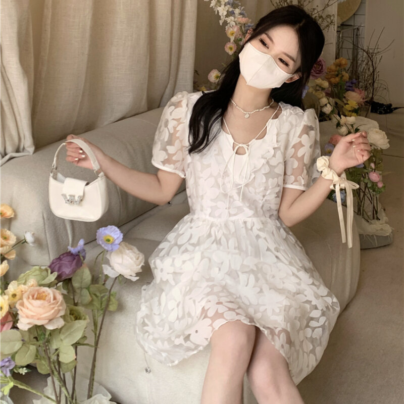 Robe en maille à lacets, col en v, manches à bulles, motif floral, petite jupe de poupée rajeunissante, version coréenne, 826a,519 – 7, prix réel