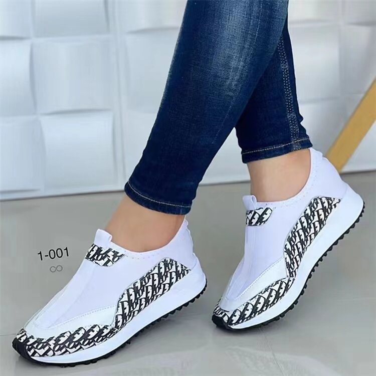 2022 New Women Casual Shoes Slipon Platform Shoes Plus Size Women'sSneakers Summer Outdoor ZapatillasMujer Ladies Flat  Shoes