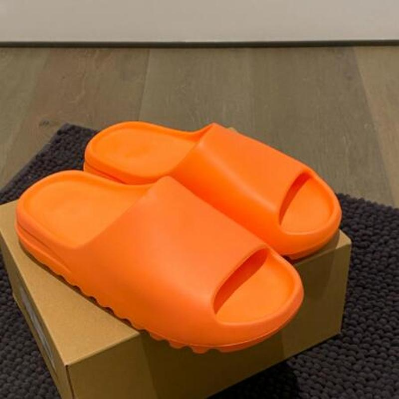 Sandal Musim Panas Sandal Wanita Pria 2021 Sepatu Pantai Kasual Grafiti Sederhana Geser Tebal Platform EVA Mules Anti-selip Sandal Rumah