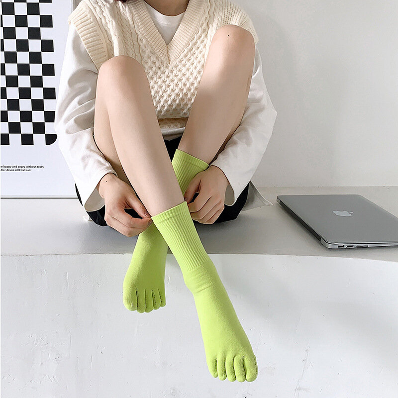 Cinco meias de dedo do pé cor sólida meias femininas invisíveis meias respiráveis macias japonesas cor sólida cinco dedo meia