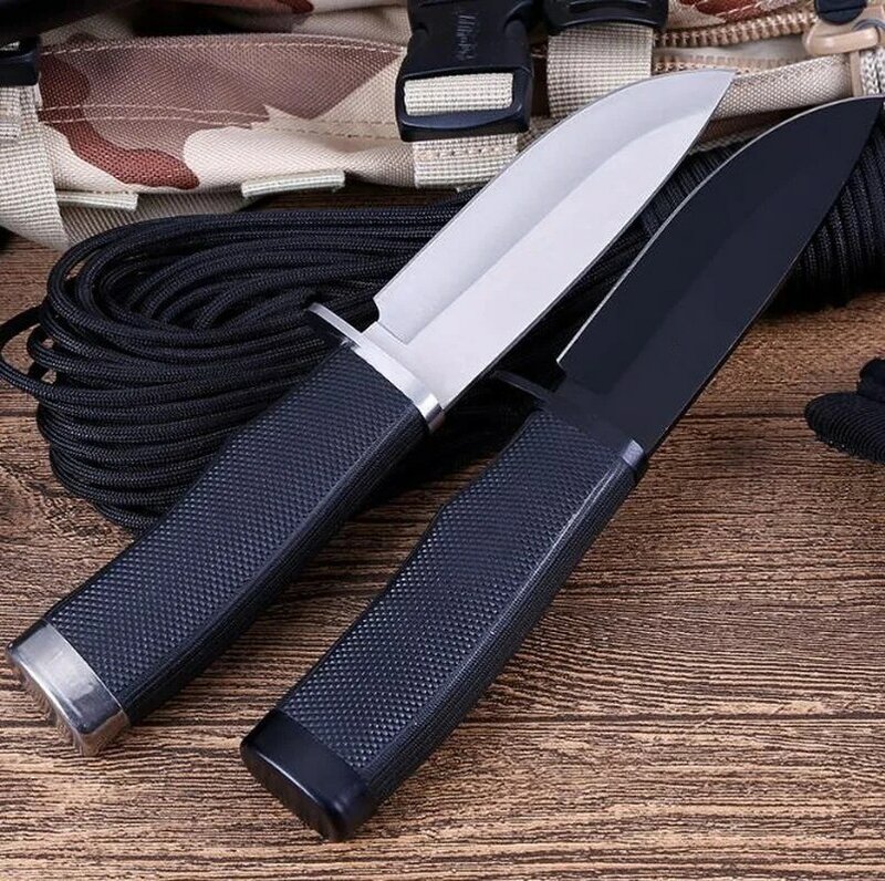 Couteau à lame fixe de chasse classique 440C, lame noire et blanche, manche en caoutchouc en acier inoxydable, couteaux de Camping tactiques EDC