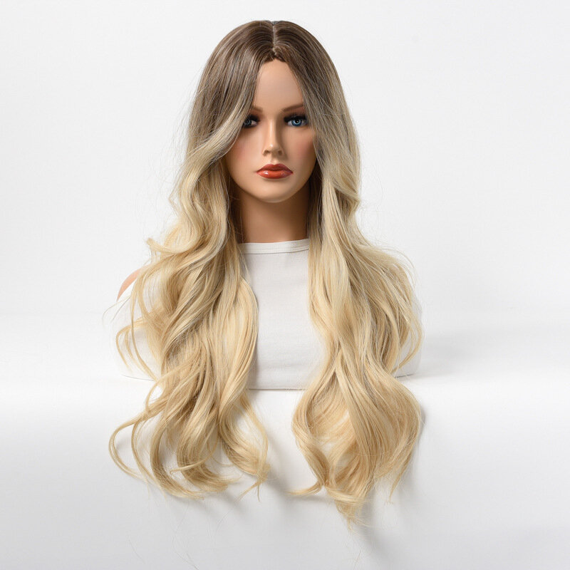 Wig sintetis dengan highlight gradien dan rambut keriting bergelombang panjang dengan tekstur matte, atasan realistis dan berpori