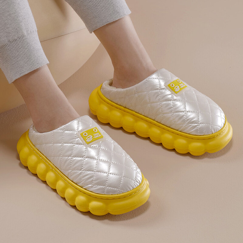 Sandal Rumah Tahan Air Sol Lembut Wanita 2022 Sepatu Roti Pendek Hangat Musim Dingin Sandal Dalam Ruangan Antilicin Platform Tebal Wanita