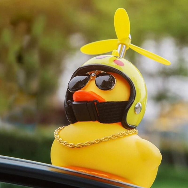 Mainan Bebek Karet Lucu Mainan Anak-anak Helm Bebek Kuning dengan Lem Baling-Baling Mainan Bayi Hiu Mainan Mandi Ornamen Mobil Dekorasi Ruangan
