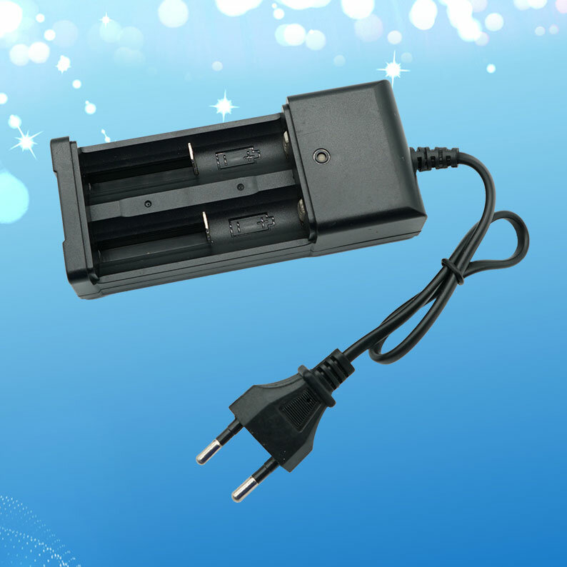 Chargeur de batterie Li-ion de haute qualité 18650 14500 16340 26650, charge rapide pour lampe de poche LED, prise US/EU