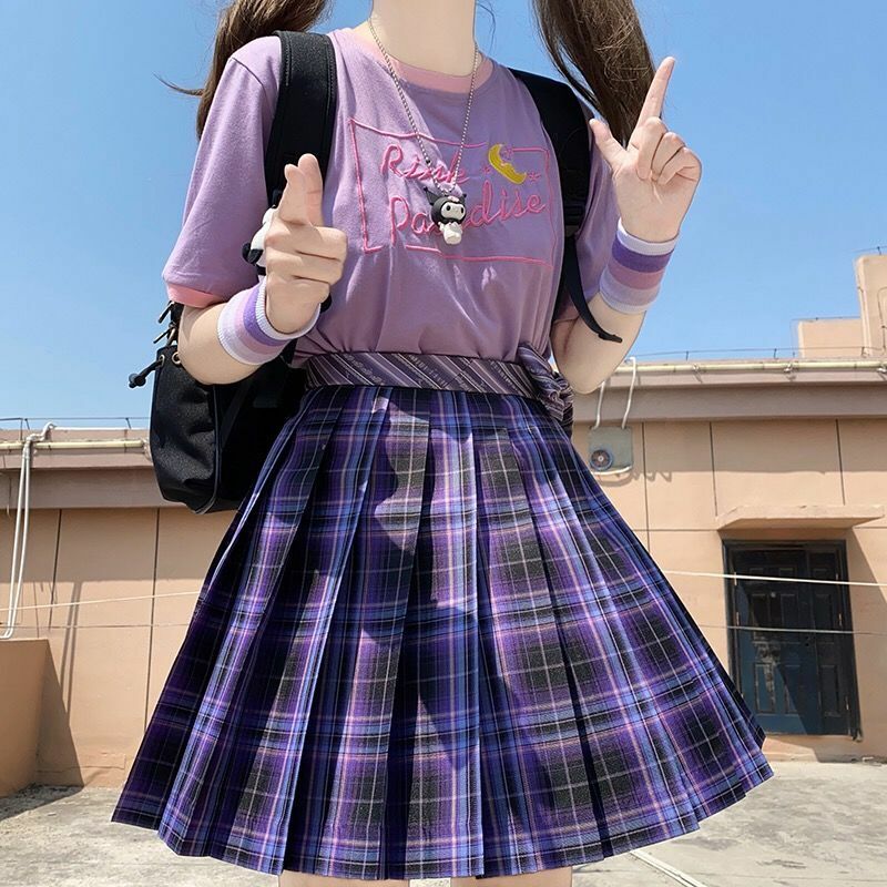 Rok Kotak-kotak Berlipat Y2K Hitam Ungu Wanita Rok Seksi Mini Pinggang Tinggi Berkilau Cosplay Sekolah Jepang Setelan Pelaut Anime