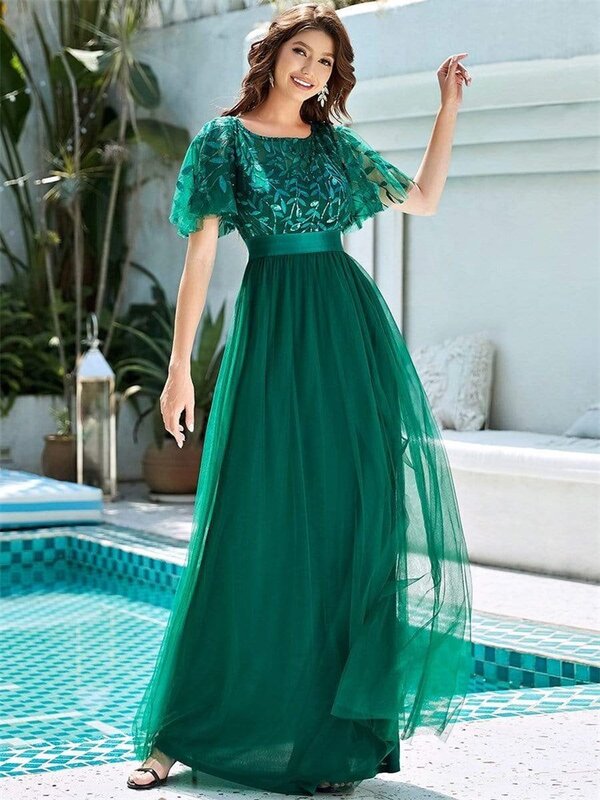 O-Neck A-Line Tulle Green Evening Dresses Appliques Short Sleeves Summer Dress for Women Floor Length Party Dress Plus Size