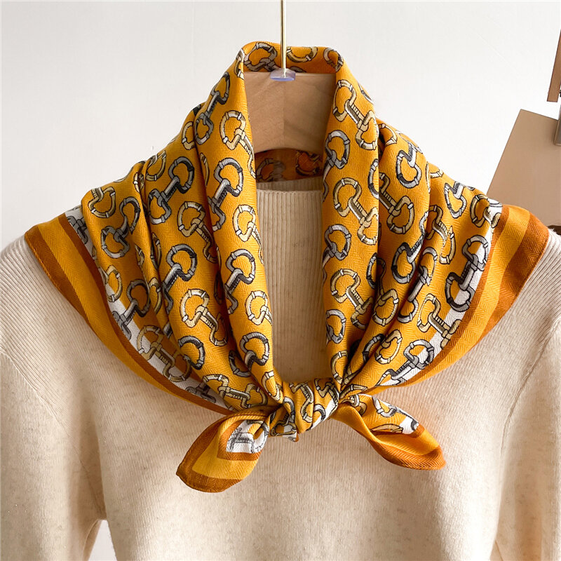 Bufanda de seda cuadrada de terciopelo para mujer, Hijab con estampado de diseño, diadema suave, Foulard de espiga, marca de lujo