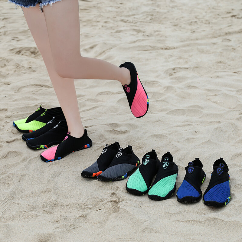 Zapatos de secado rápido para hombre y mujer, zapatillas de deporte transpirables y antideslizantes para el agua, calzado resistente al desgaste apto para el aire libre y la playa