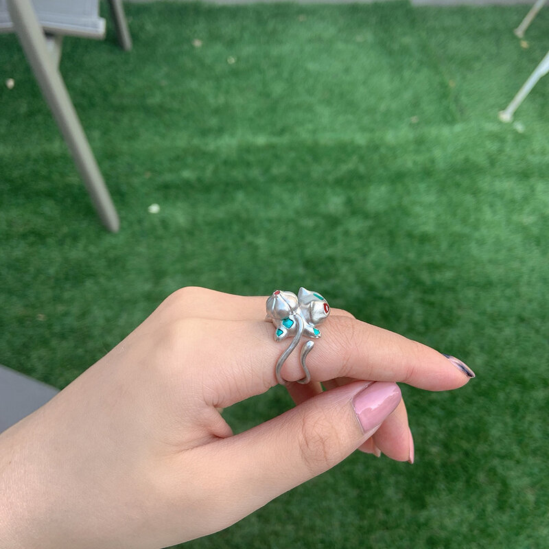 Joyería de plata Pokemon Bulbasaur anillo Anime bolsillo periférico lindo pintado a mano exquisito anillo sin decoloración regalo de cumpleaños