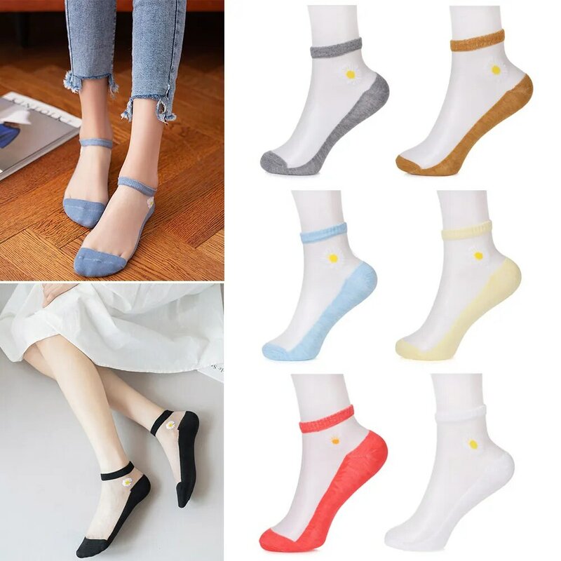 Women Ultrathin Breathable Lace Transparent Daisy Embroidery Ankle Socks Short Socks