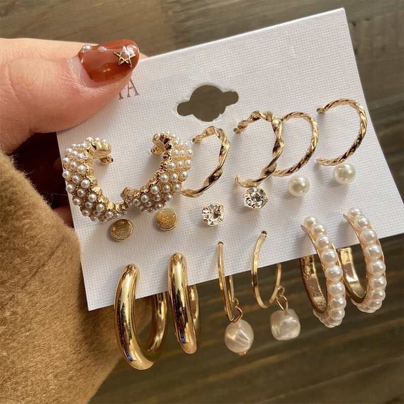 Women's Earrings Set Pearl Earrings For Women Bohemian Fashion Jewelry 2022 Geometric Crystal Heart Stud Earrings
