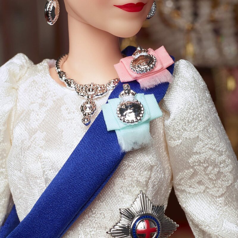 2022 11.5 polegada nova assinatura rainha elizabeth ii platina jubileu brinquedo monarquia royalty para colecionadores hcb96 halloween