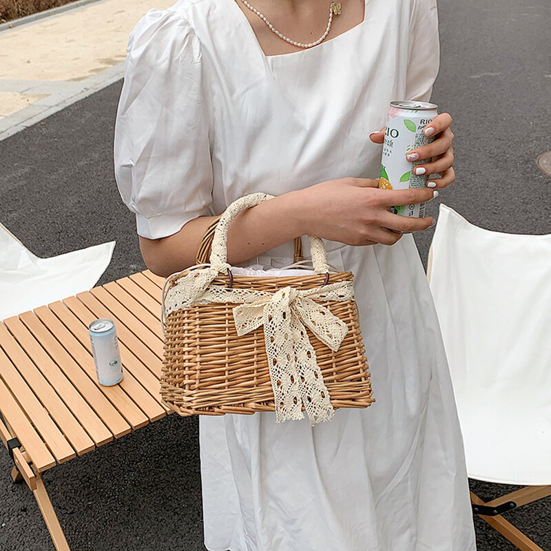 Женская плетеная Сумка-тоут из ротанга, винтажные однотонные сумки для ланча, женские летние пляжные сумки для отпуска с жемчугом и короткими ручками