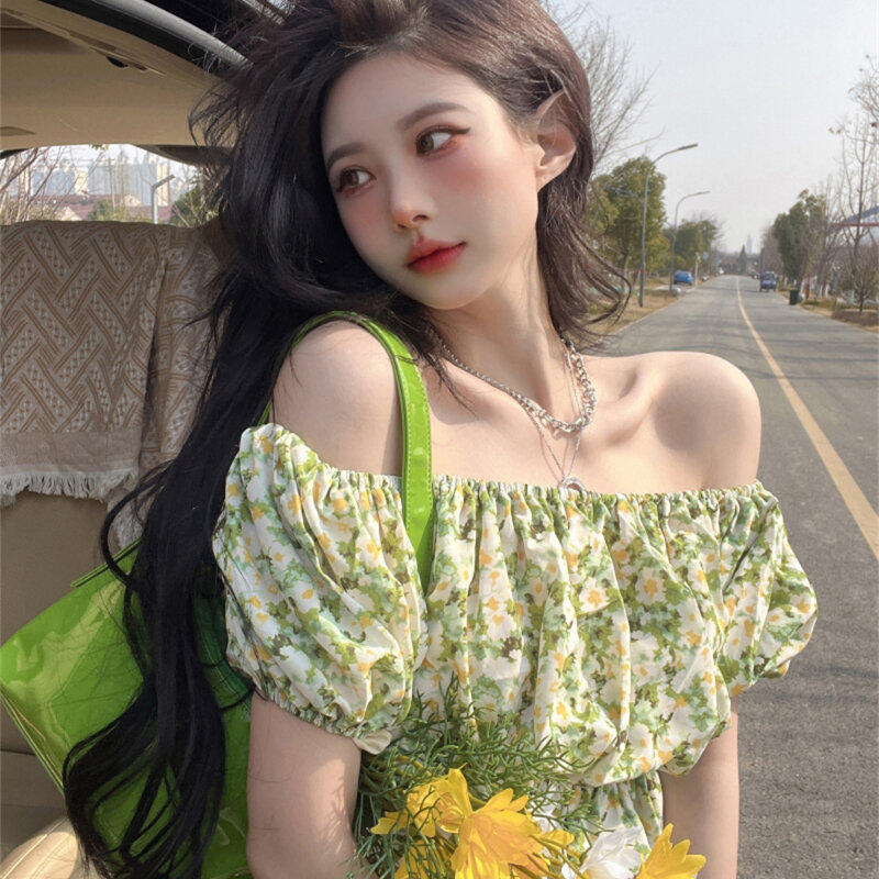 Green Flower One-shoulder Puff Sleeve Floral Shirt Women's 2022 Spring New Ruffled Shirt Short-sleeved Sweet and Spicy Top Folds
