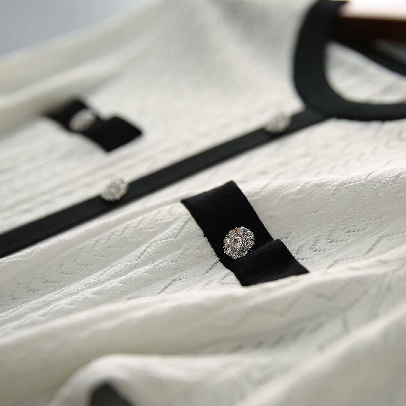 Jersey de punto de manga corta para mujer, jersey con botones de Color contrastantes, elegante, para verano