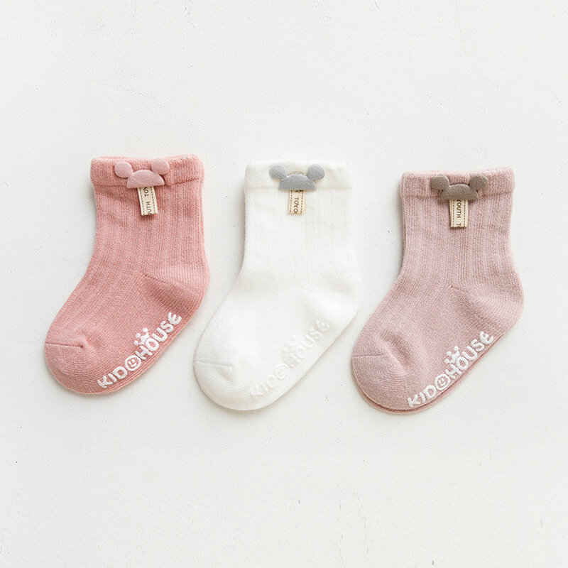 3 pares/lote meias infantis dos desenhos animados do bebê recém-nascido meias de dispensação cola antiderrapante bonito meninos meninas do bebê meias crianças meias de chão