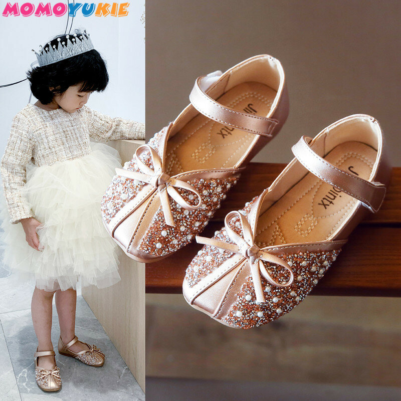 Sepatu Putri Anak-anak Baru Sandal Kulit Bling Datar Bayi Perempuan Sepatu Glitter Pesta Dansa Anak-anak Lembut Payet Mode