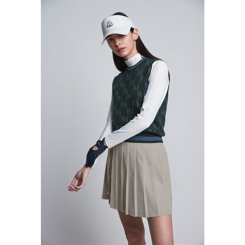 "Luxury Brand: Winter Golf Women's Sports Knit Vest, Casual and Fashionable Sleeveless Sweater, Versatile Trend, Outdoor Warmth"