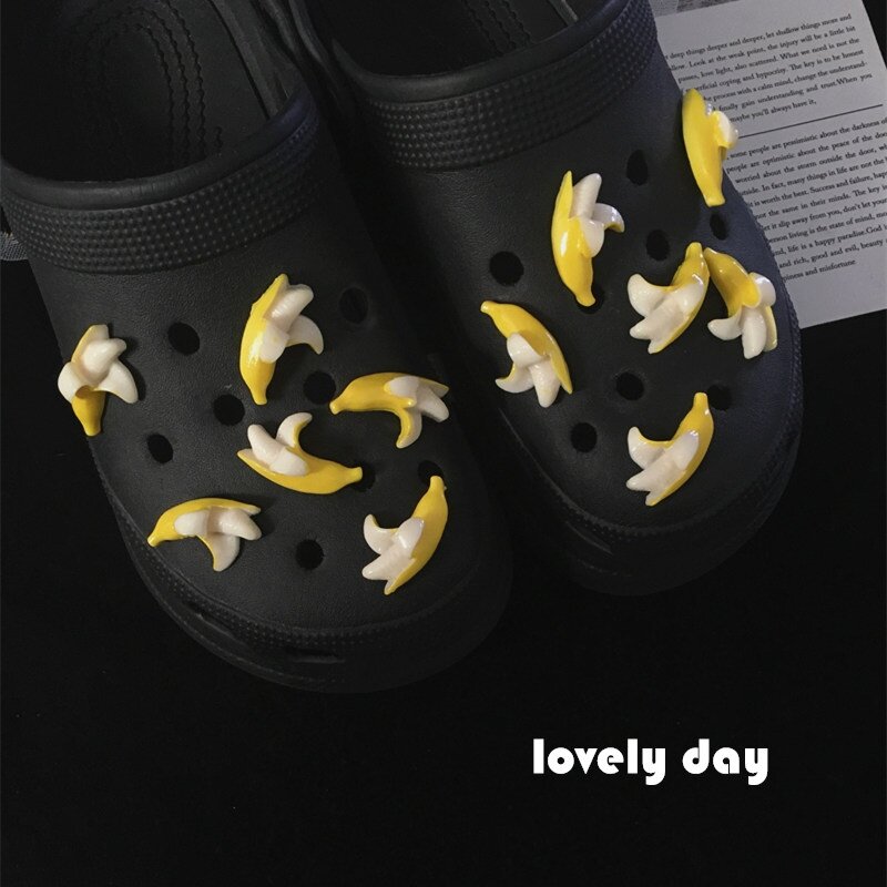 Exquisite Cute Charms for Crocs DIY Fashion Simulation Banana Clogs Designer Charms Lovely Cartoon Adornment for Clogs Sandals