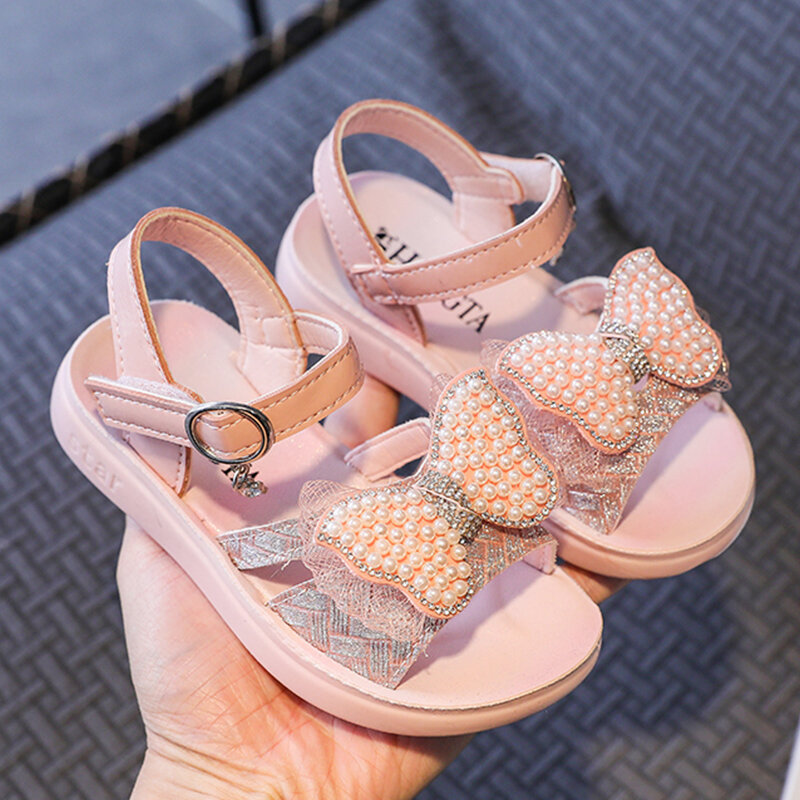 Детские сандалии для девочек, Новинка лета 2022, легкие детские повседневные туфли с бантом-бабочкой, симпатичная обувь принцессы с жемчугом ...
