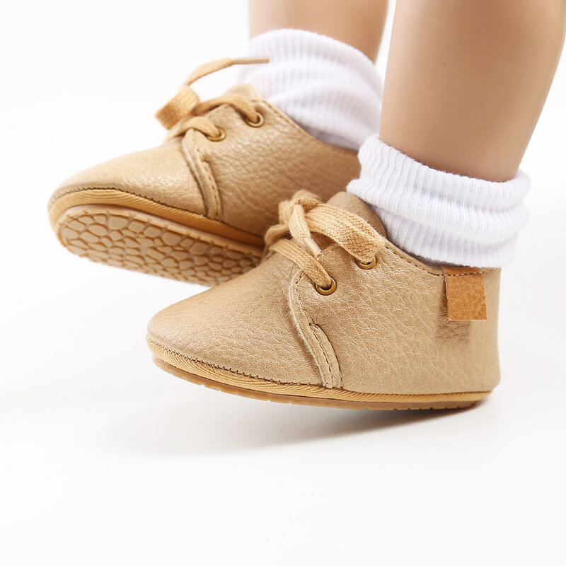 حذاء الأطفال الجديد ، حذاء الأطفال من الجلد الناعم ، حذاء الأطفال حديثي الولادة ، نعل مطاطي ، حذاء المشي الأول ، حذاء مضاد للانزلاق
