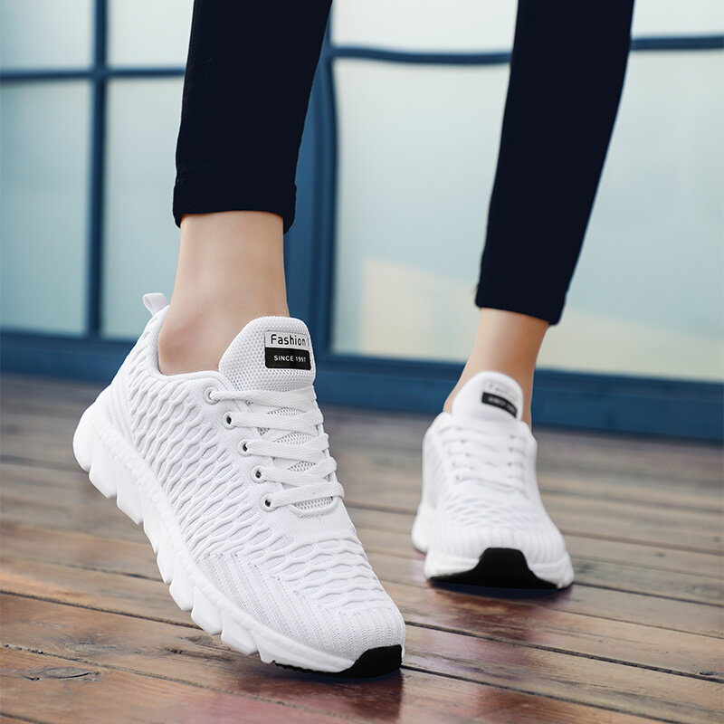 2022 Mesh Women Sneakers Breathable Women Flat Shoes Lightweight Casual Shoes Ladies Lace-up Deportivas Mujer Chaussures Femme