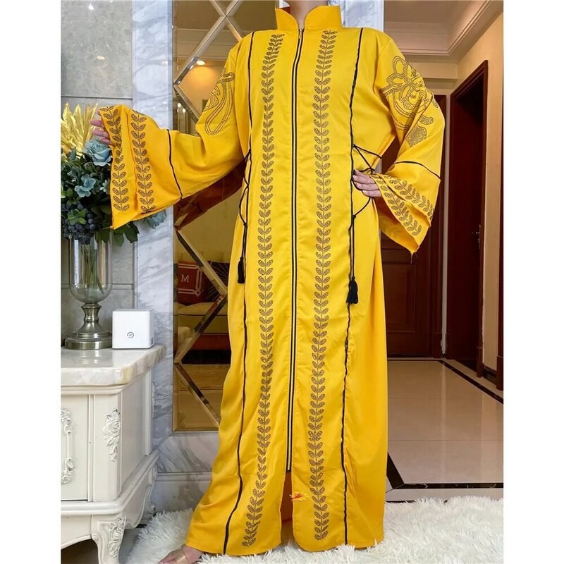 Neue muslimische Rayon Abayas Frauen Ramadan Gebet Dubai Truthahn Nahost Femme Robe Blumen lose afrikanische Kleid Turban Joint Yy30