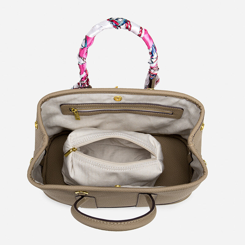 女性のための本革のパーティーバッグ,高級デザイナーバッグ,ワイドストラップ,本革のメッセンジャーバッグ,2022
