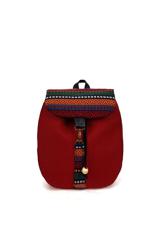 ผู้หญิงกระเป๋าเป้สะพายหลังสีแดง Ksırt04