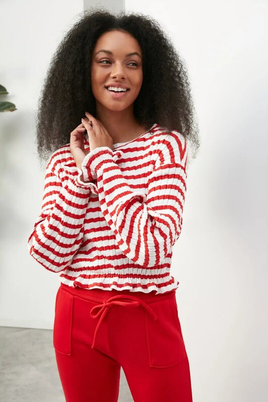 Trendyol – Blouse tricotée à rayures