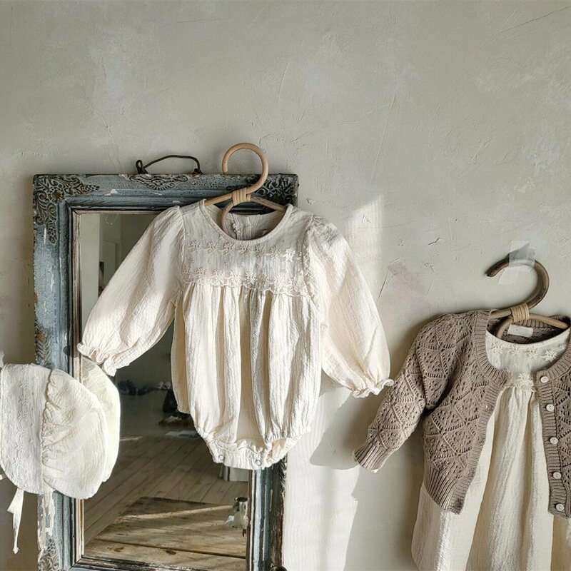 女の赤ちゃんのための秋の服,女の赤ちゃんのためのレースのロンパーススーツ,綿,新生児のためのファッション