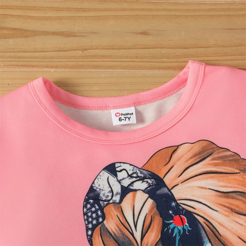PatPat-아이 소녀 피규어 프린트 핑크 스웻셔츠 및 플로럴 프린트 레깅스 세트, 2 개입