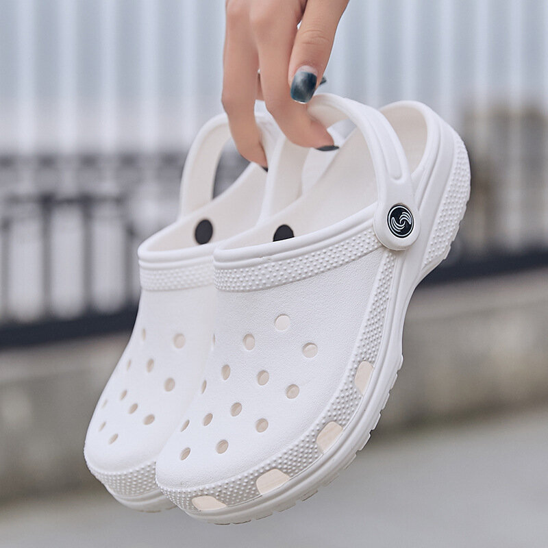 Sepatu Wanita Musim Panas Fashion Sandal Pria Kasual Taman Bakiak Sepatu Tahan Air Sandal Medis Kerja Wanita Rumah Sakit Perawatan Klasik