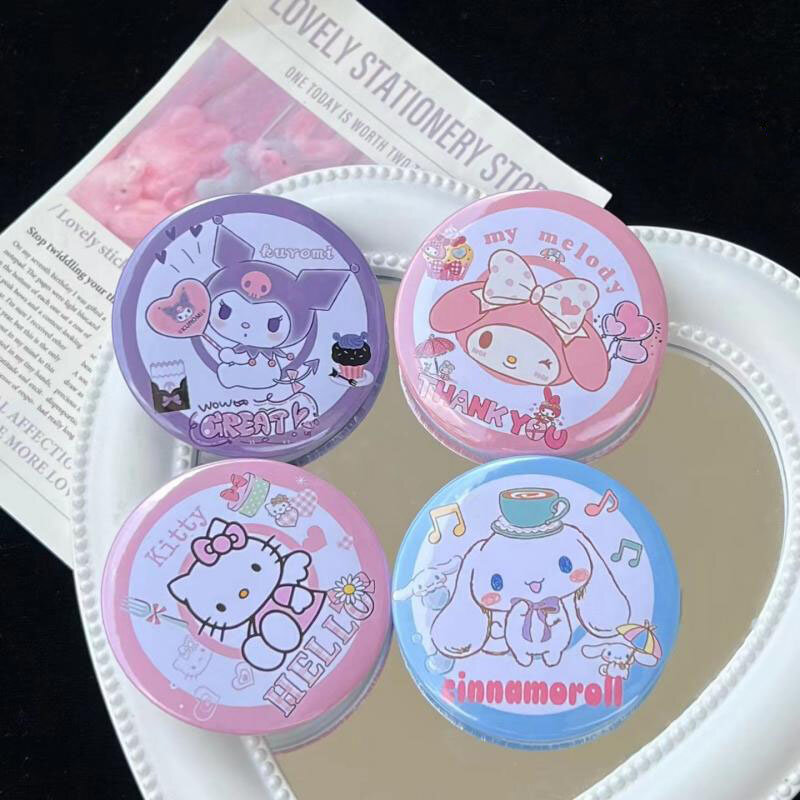 Badge Sanrio Kawaii, accessoires de dessin animé hellokitty, My Melody Kuromi cannelle pom Purin pacacco broche décoration de sac