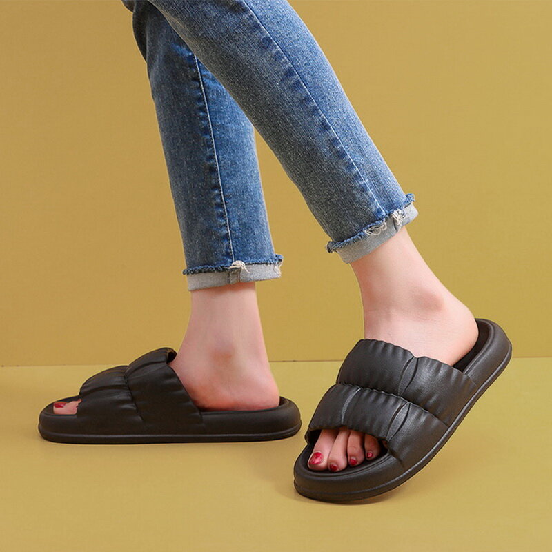 New Home Soft Sole Cloud Slippers Women Non Slip Platform Bathroom Slides Woman 2022 Summer Thick Bottom Sandals Flip Flops