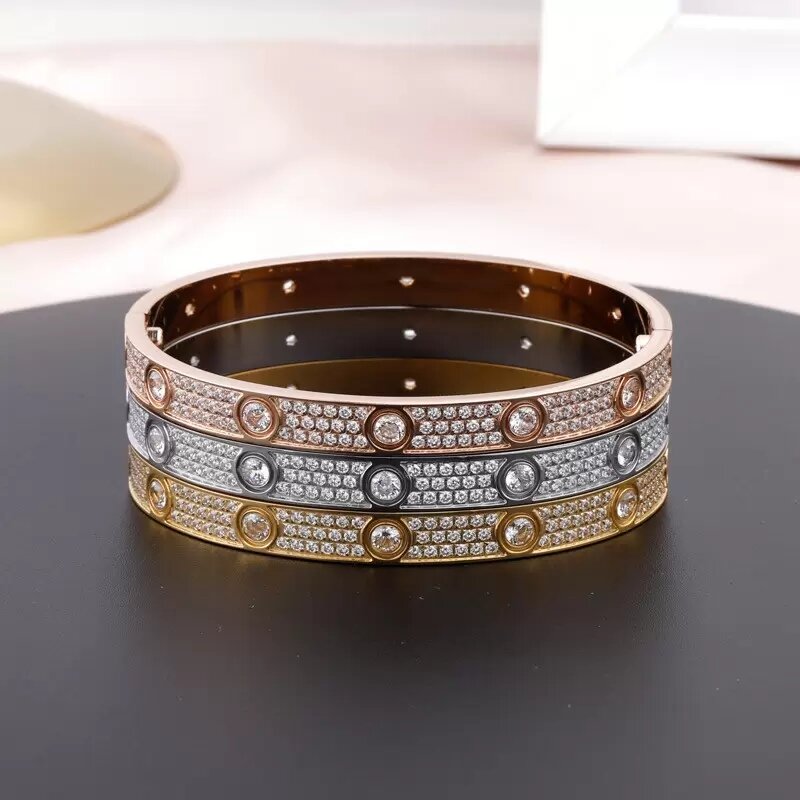 The new 2022 love bracelet 100%925 silver classic men and women bracelet gift box