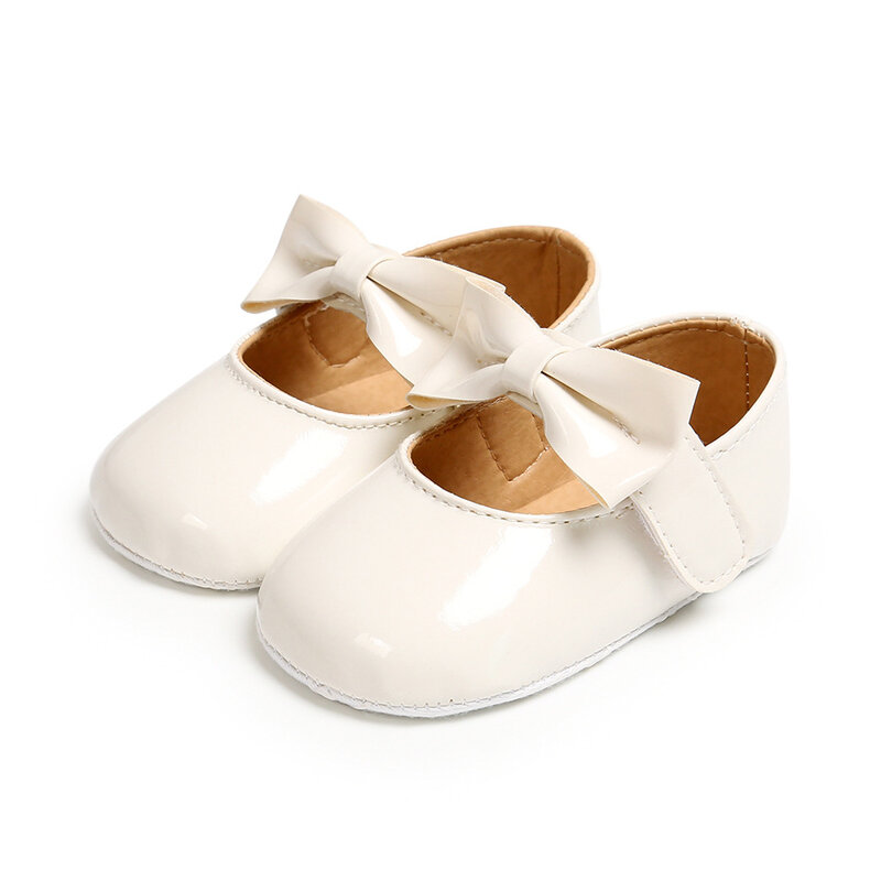Zapatos de cuero para bebés y niñas, calzado para recién nacidos, suela suave antideslizante, de charol de Color sólido