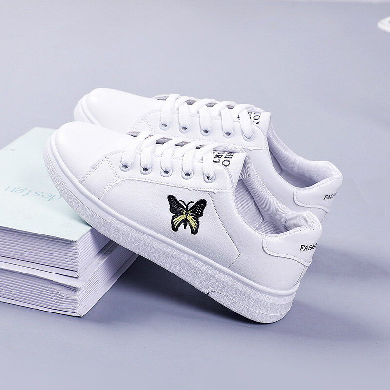 Witte Schoenen Vrouwen Sneakers Platform Zapatos De Mujer Mode Strass Chaussures Femme Bee Lady Schoeisel Patchwork ST351